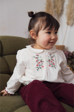 Kayla blouse with cross stitch embroideries