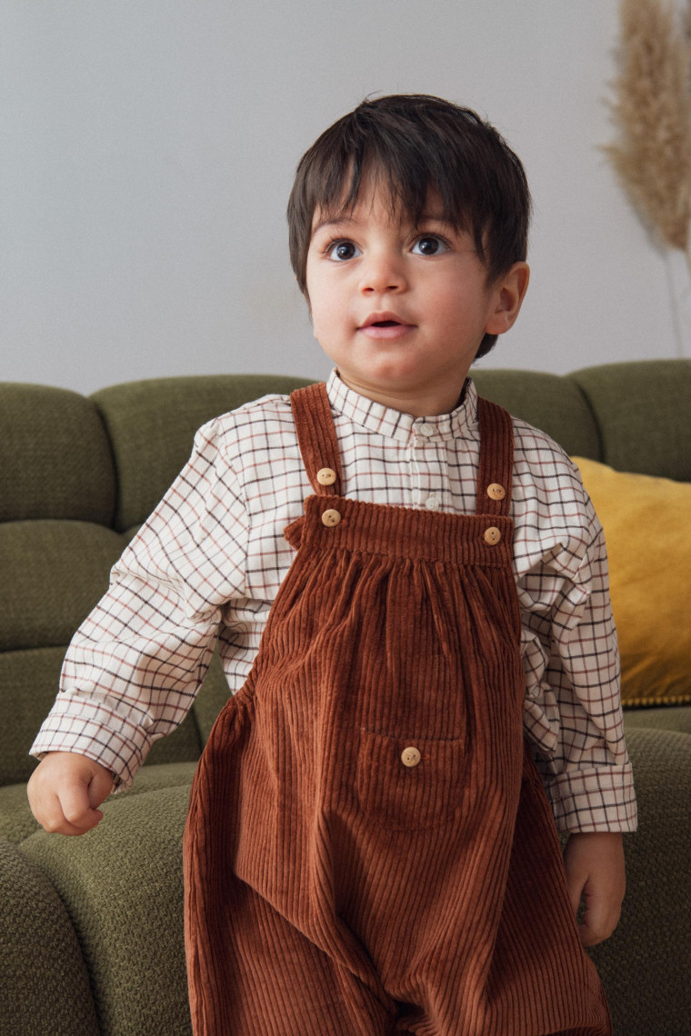 Oscar baby jumpsuit in Chunky corduroy