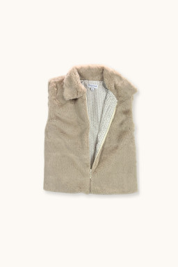 Artic fake fur vest