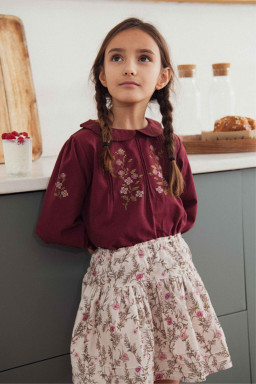 Kayla blouse with cross-stitch embroideries