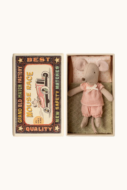 Little Sister mouse in Matchbox Maileg