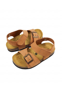 Sandals with anatomical sole