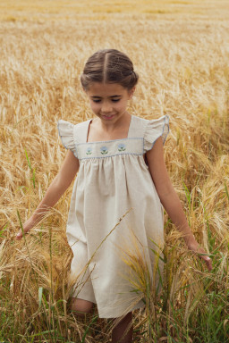 Marie dress in linen embroidered
