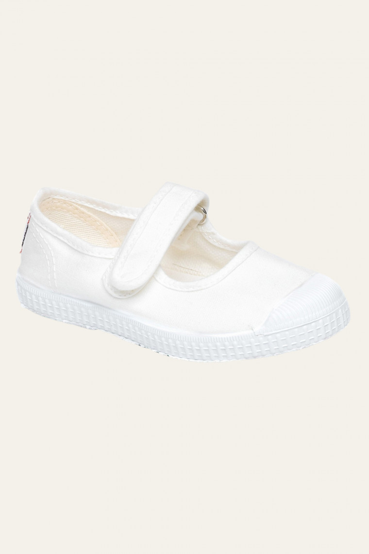 Cienta Mercedes Shoes White