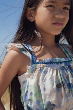 Top Emy Blue frozen flowers