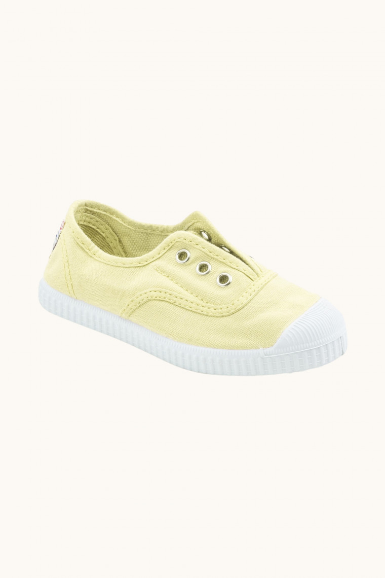 Cienta Slip-On Canvas Sneakers Yellow